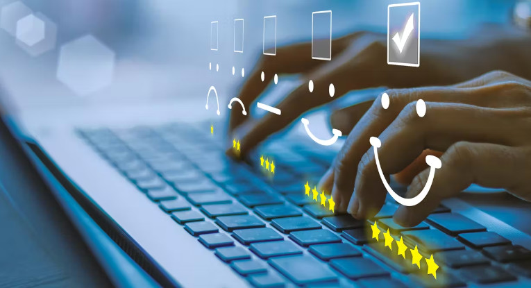 Menos criticar y más apreciar: claves para mejorar el entorno profesional