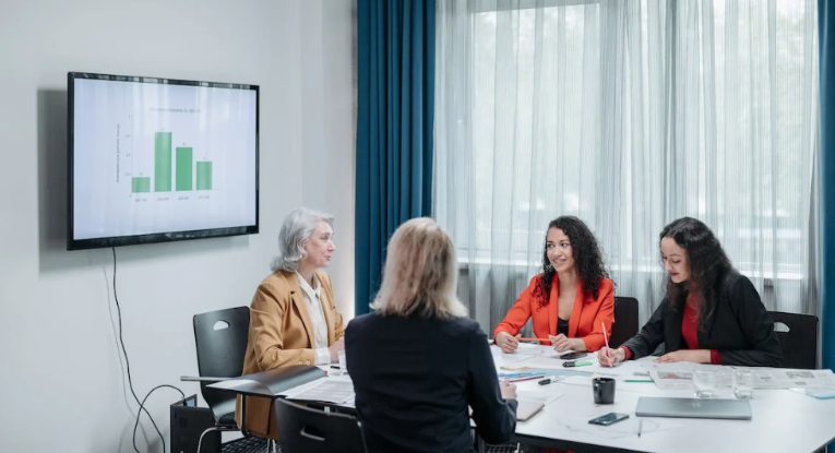 El auditor, la junta directiva y el cumplimiento normativo